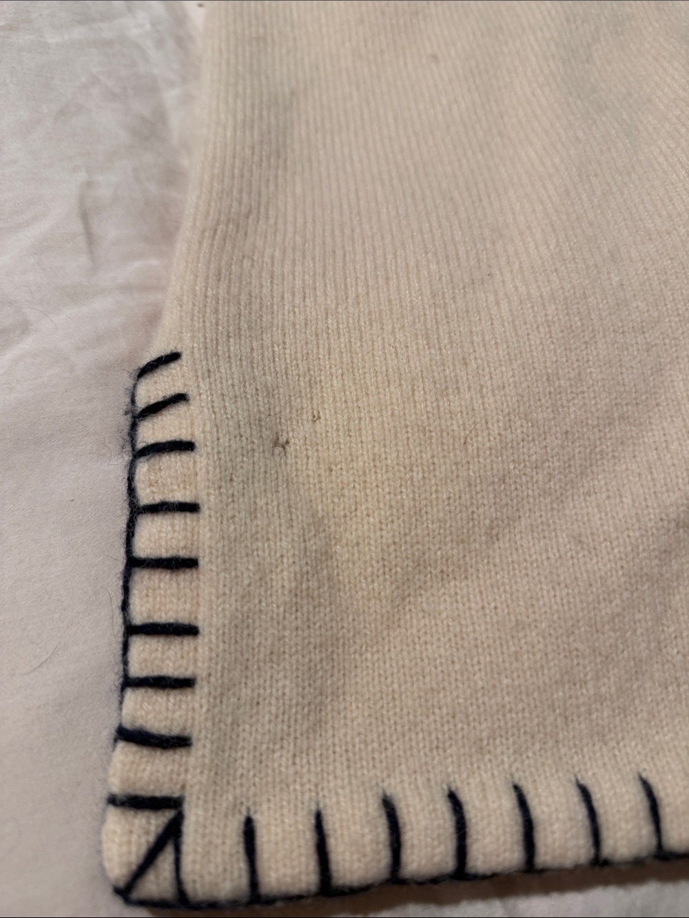Ralph Lauren 100% Lambswool Cream Hooded Half-Zip Sweater with Multi Stripes - Picture 7 of 7